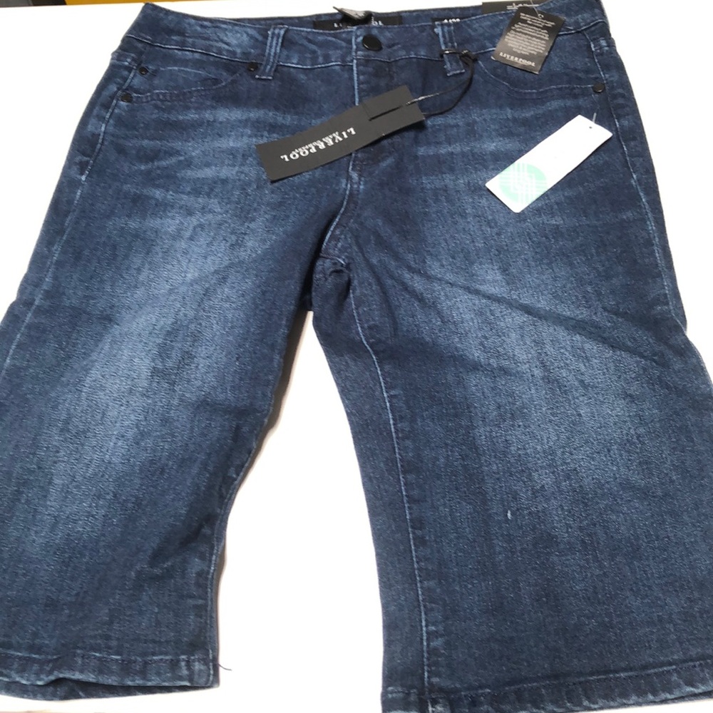 Liverpool Bae Bermuda Shorts